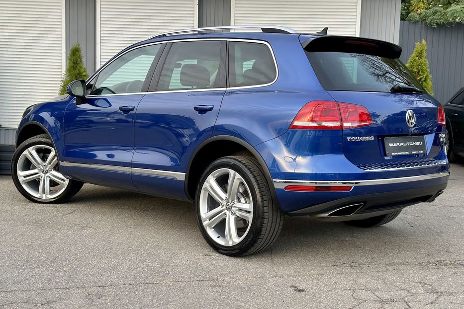 Продам Volkswagen Touareg Exclusive 2017 года в Киеве