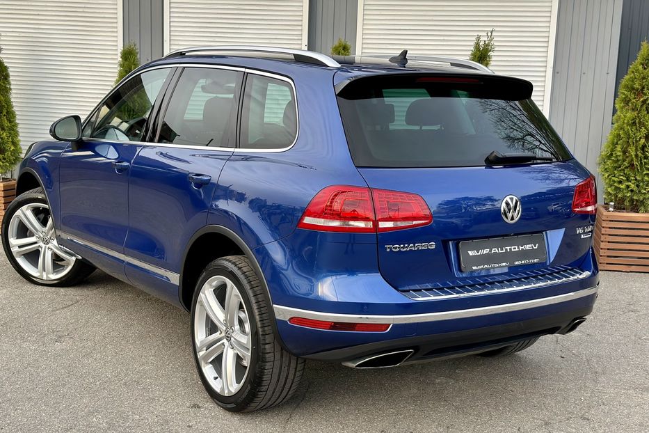 Продам Volkswagen Touareg Exclusive 2017 года в Киеве