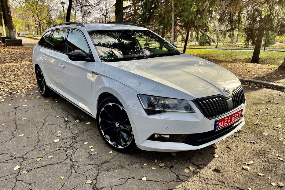 Продам Skoda Superb  SportLine 140kw 4x4 2019 года в Житомире