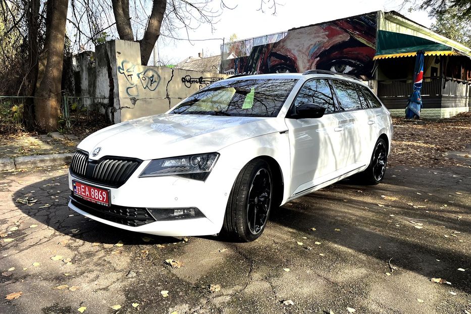 Продам Skoda Superb  SportLine 140kw 4x4 2019 года в Житомире