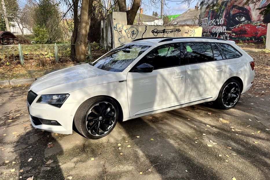 Продам Skoda Superb  SportLine 140kw 4x4 2019 года в Житомире