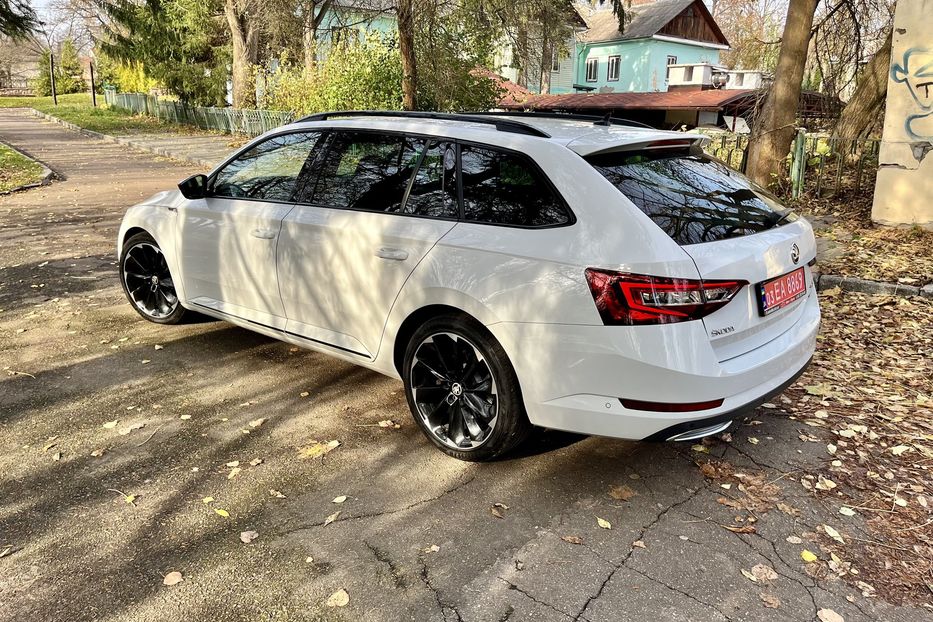 Продам Skoda Superb  SportLine 140kw 4x4 2019 года в Житомире