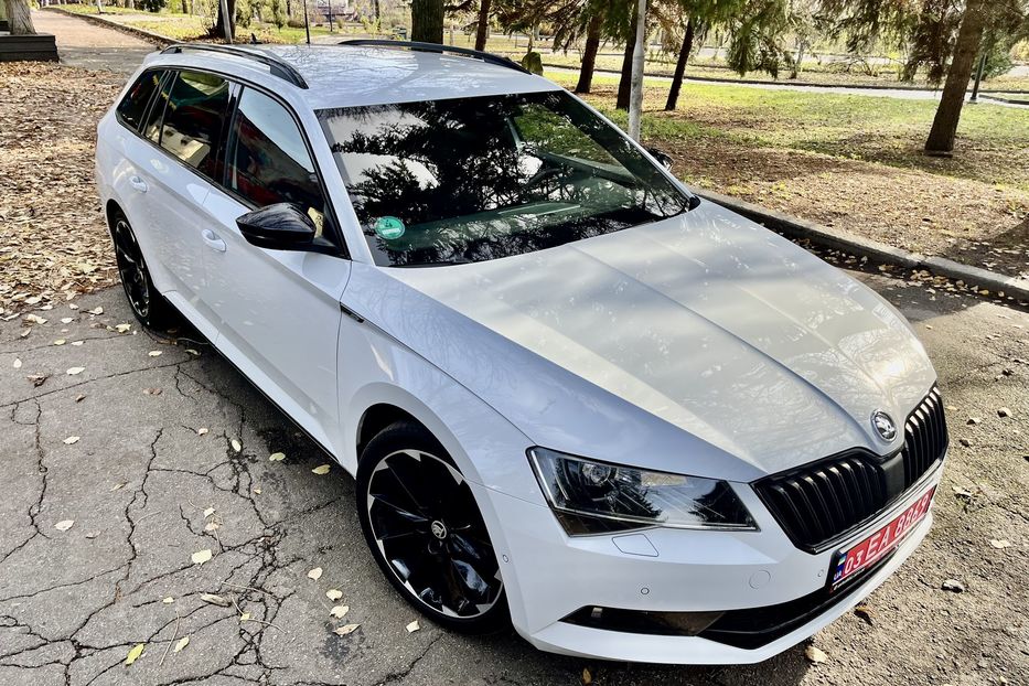 Продам Skoda Superb  SportLine 140kw 4x4 2019 года в Житомире