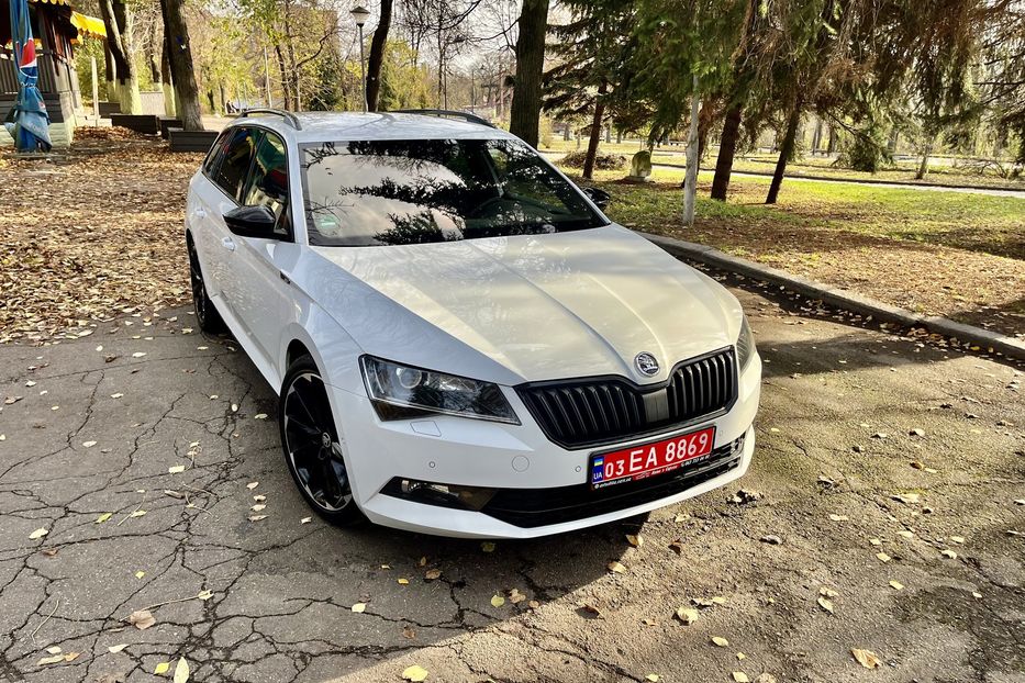 Продам Skoda Superb  SportLine 140kw 4x4 2019 года в Житомире