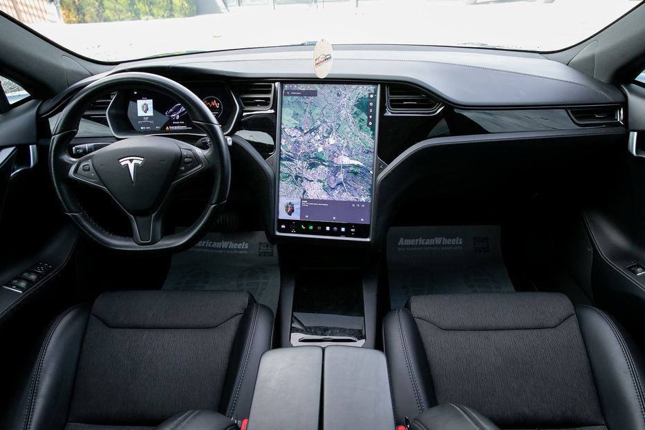Продам Tesla Model S Dual Motor 2018 года в Черновцах