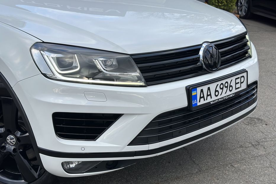 Продам Volkswagen Touareg Exclusive 2016 года в Киеве