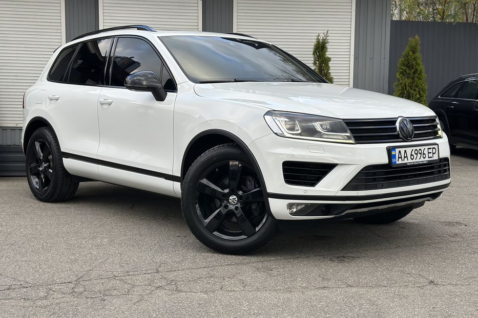 Продам Volkswagen Touareg Exclusive 2016 года в Киеве