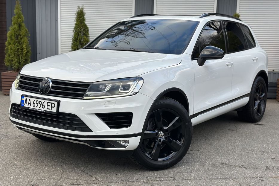 Продам Volkswagen Touareg Exclusive 2016 года в Киеве