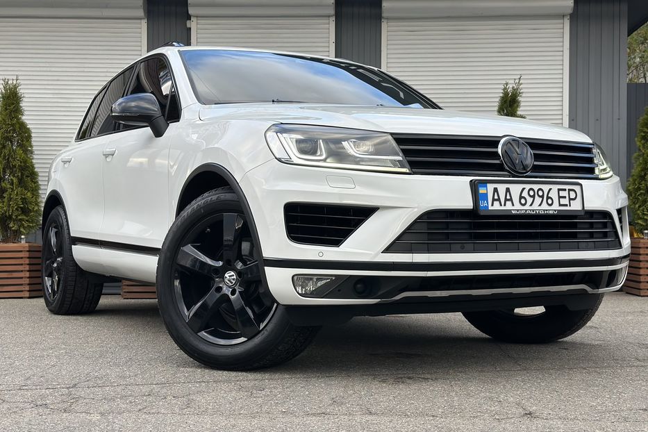 Продам Volkswagen Touareg Exclusive 2016 года в Киеве