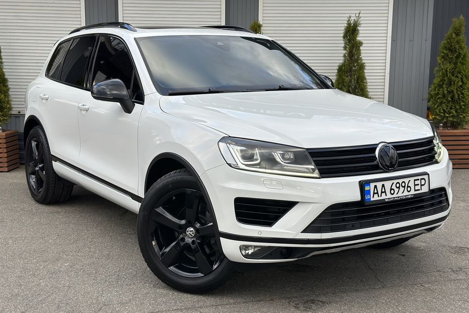 Продам Volkswagen Touareg Exclusive 2016 года в Киеве