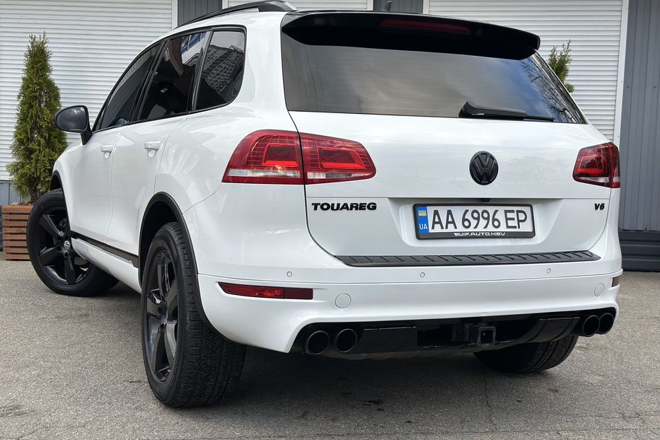 Продам Volkswagen Touareg Exclusive 2016 года в Киеве