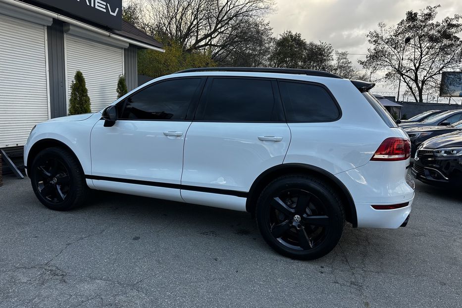 Продам Volkswagen Touareg Exclusive 2016 года в Киеве