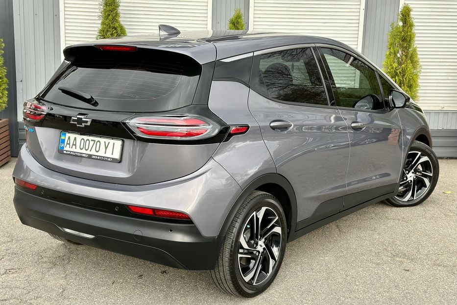 Продам Chevrolet Bolt EV Premium 2022 года в Киеве