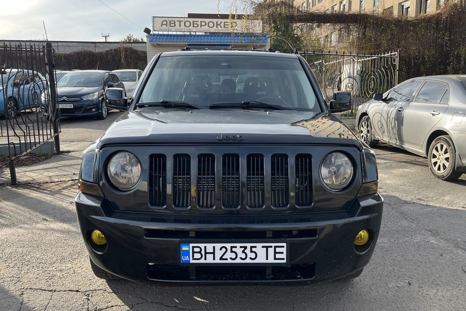 Продам Jeep Patriot 2,4 GBO 4x4 2008 года в Николаеве