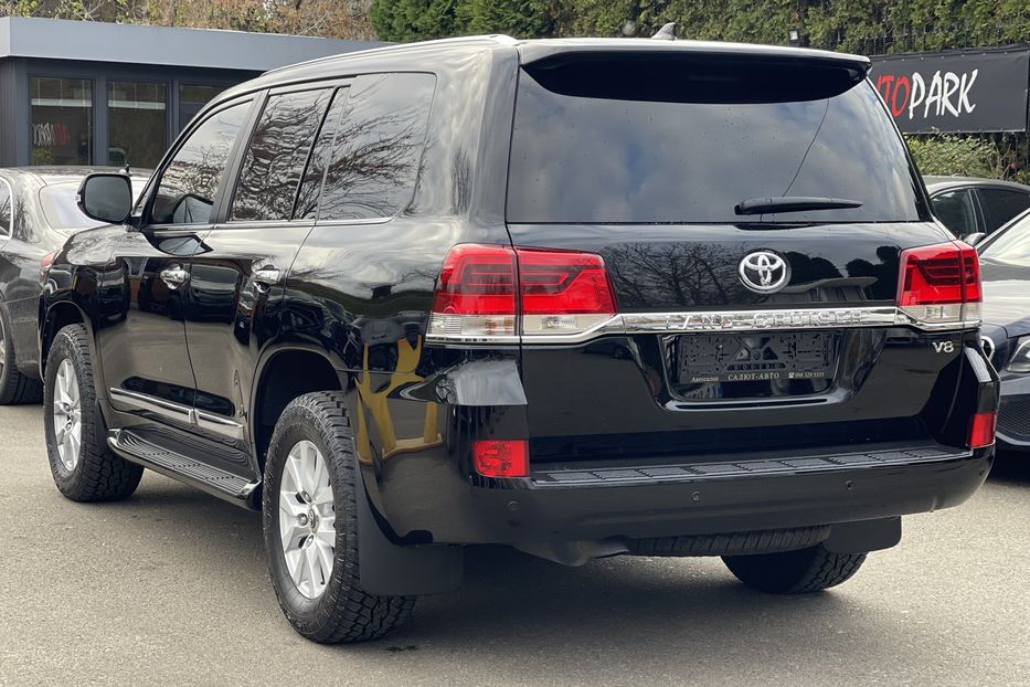 Продам Toyota Land Cruiser 200 Guard B6+ 2019 года в Киеве