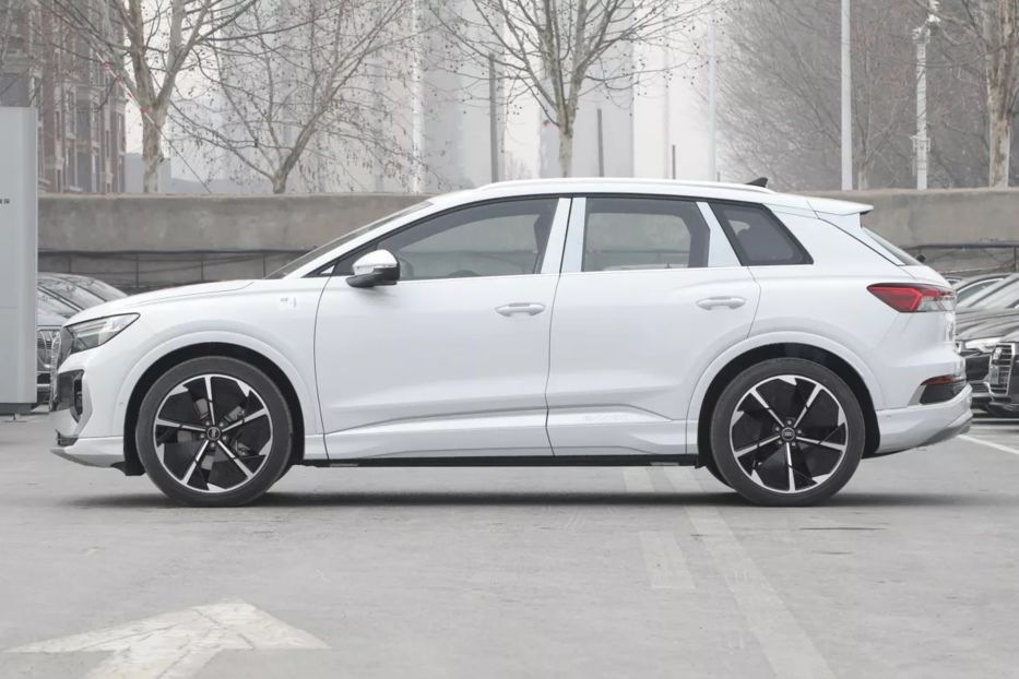 Продам Audi E-Tron 50  Creative/під замовлення/ 2024 года в Черновцах