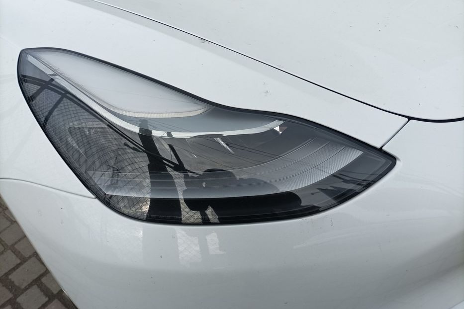 Продам Tesla Model 3 максимал 2022 года в Одессе