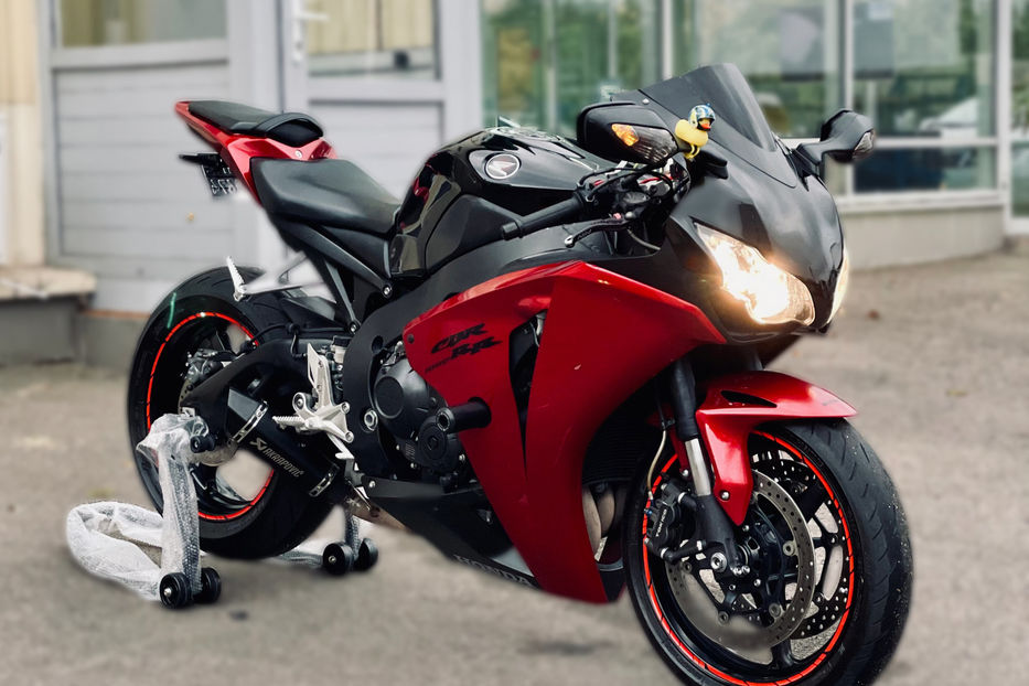 Продам Honda CBR 1000rr 2010 года в Одессе