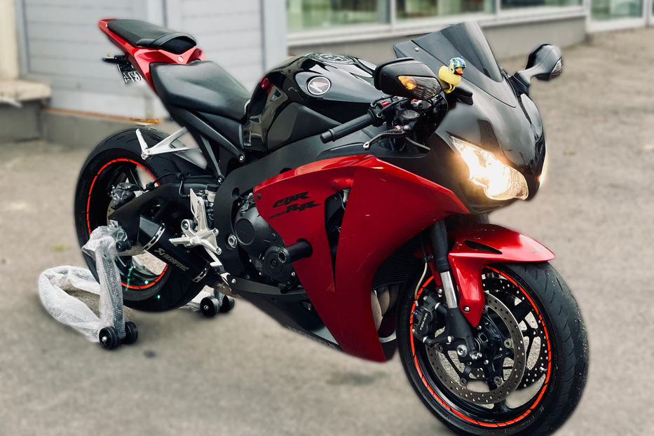 Продам Honda CBR 1000rr 2010 года в Одессе