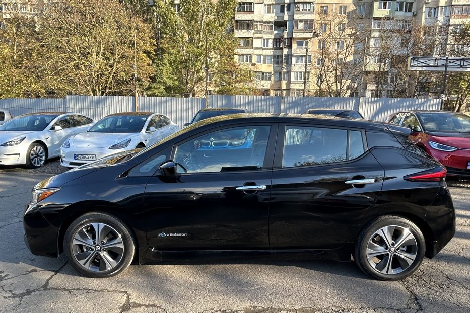 Продам Nissan Leaf SV Technically Package 2019 года в Одессе