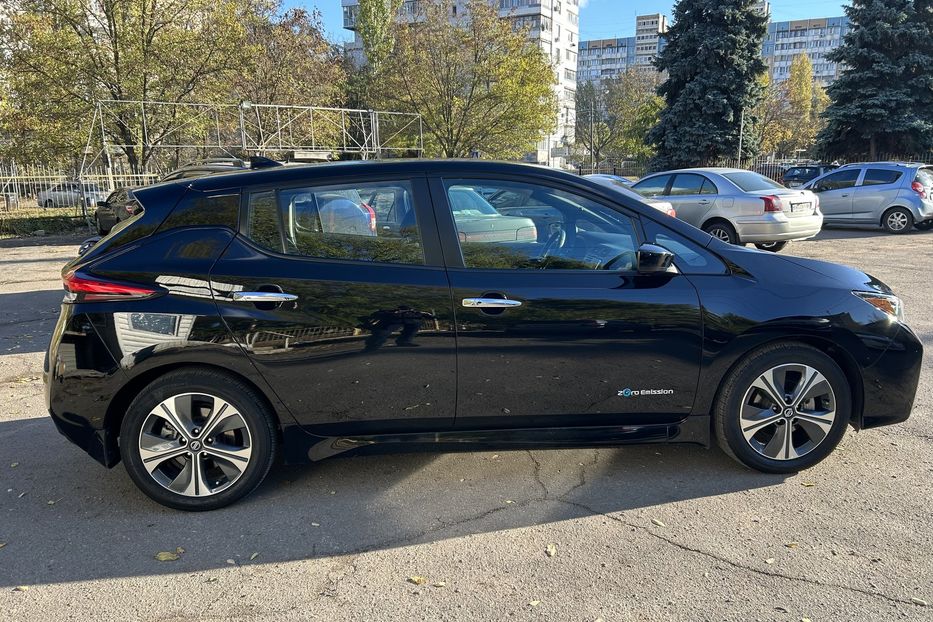 Продам Nissan Leaf SV Technically Package 2019 года в Одессе