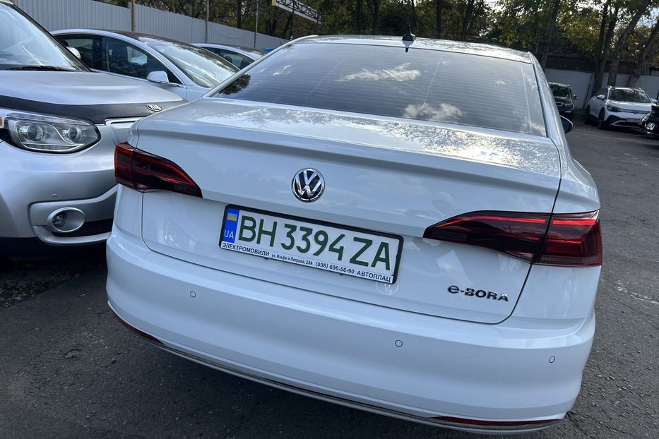 Продам Volkswagen e-Golf E-BORA Electric 40 квт 270 км  2020 года в Одессе