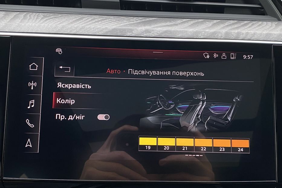 Продам Audi E-Tron 95 kWh 408 к.с Quattro  2020 года в Львове