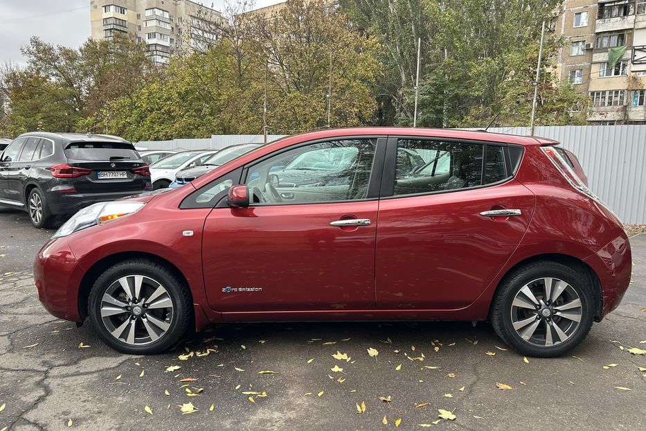 Продам Nissan Leaf SV Leather  2015 года в Одессе