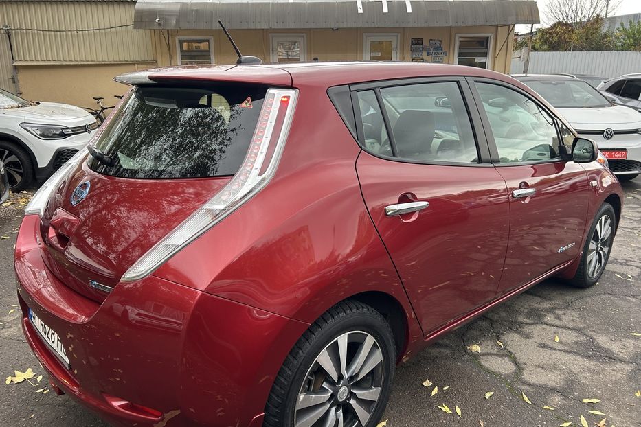 Продам Nissan Leaf SV Leather  2015 года в Одессе