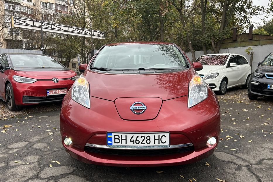 Продам Nissan Leaf SV Leather  2015 года в Одессе