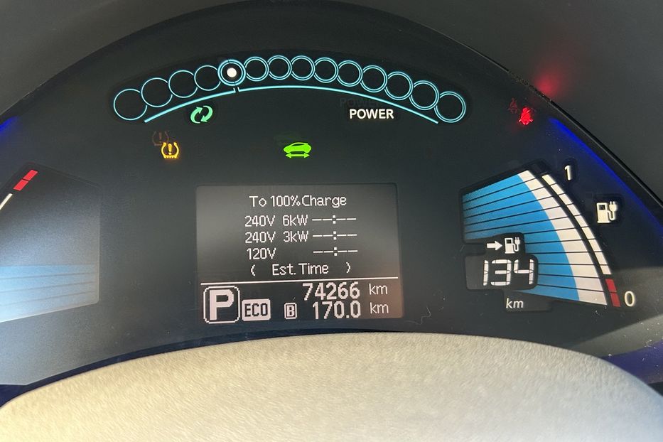 Продам Nissan Leaf SV Leather  2015 года в Одессе