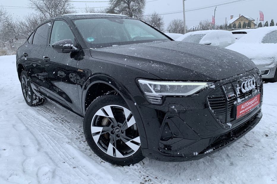 Продам Audi E-Tron Sportback S-Line Black Edition 2021 года в Львове