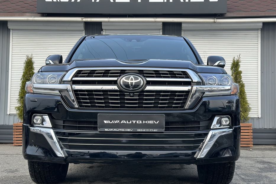 Продам Toyota Land Cruiser 200 Executive Lounge  2020 года в Киеве