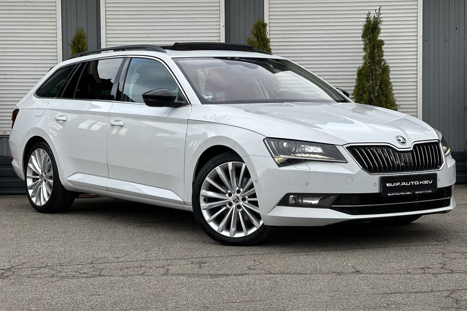 Продам Skoda Superb Premium  2016 года в Киеве