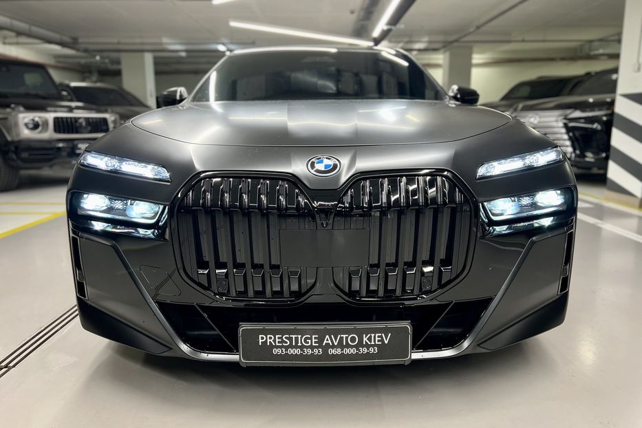 Продам BMW 760  I7 E 2022 года в Киеве