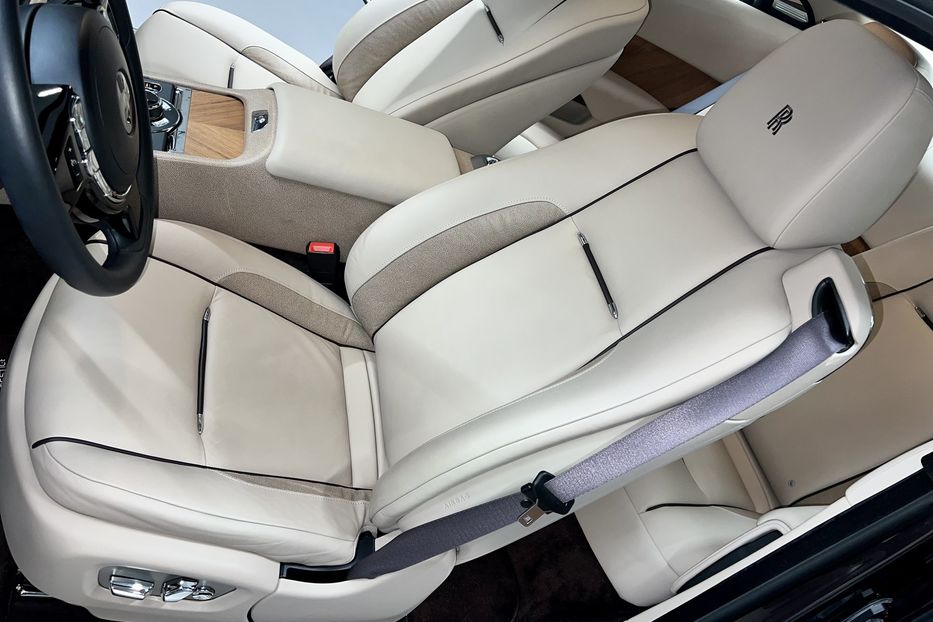 Продам Rolls-Royce Wraith 2014 года в Киеве