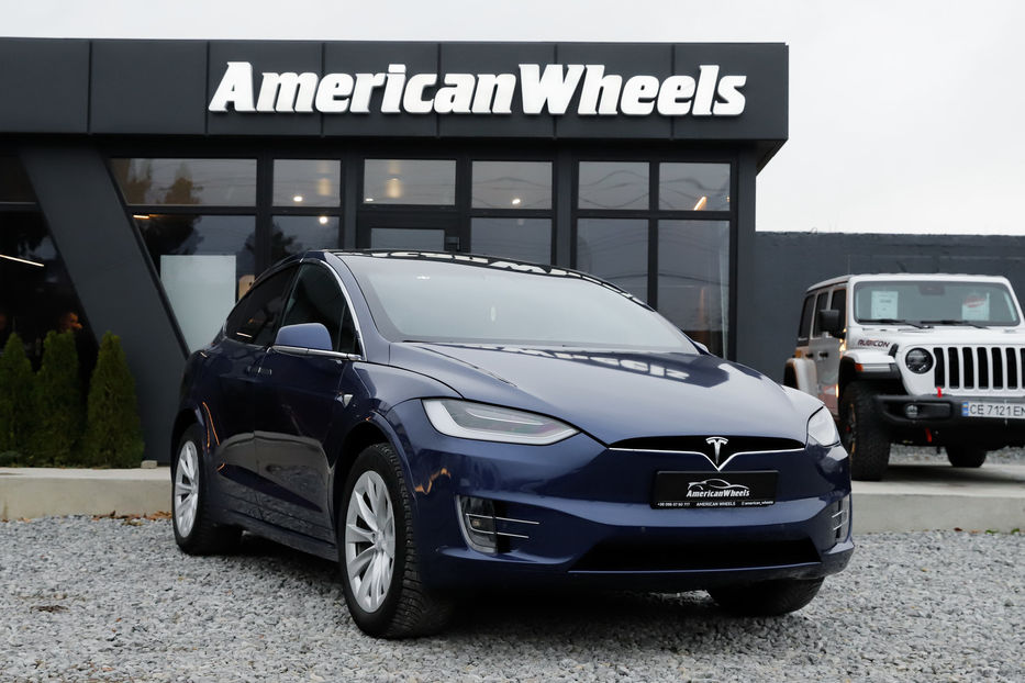 Продам Tesla Model X DUAL MOTOR AWD 2017 года в Черновцах