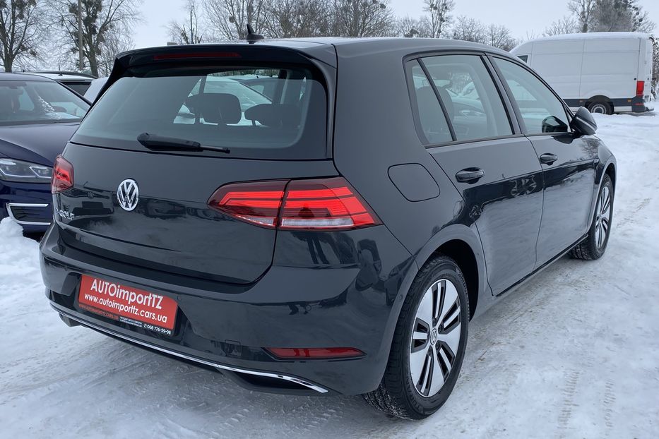 Продам Volkswagen e-Golf DYNAUDIO Virtual Cockpit 2020 года в Львове