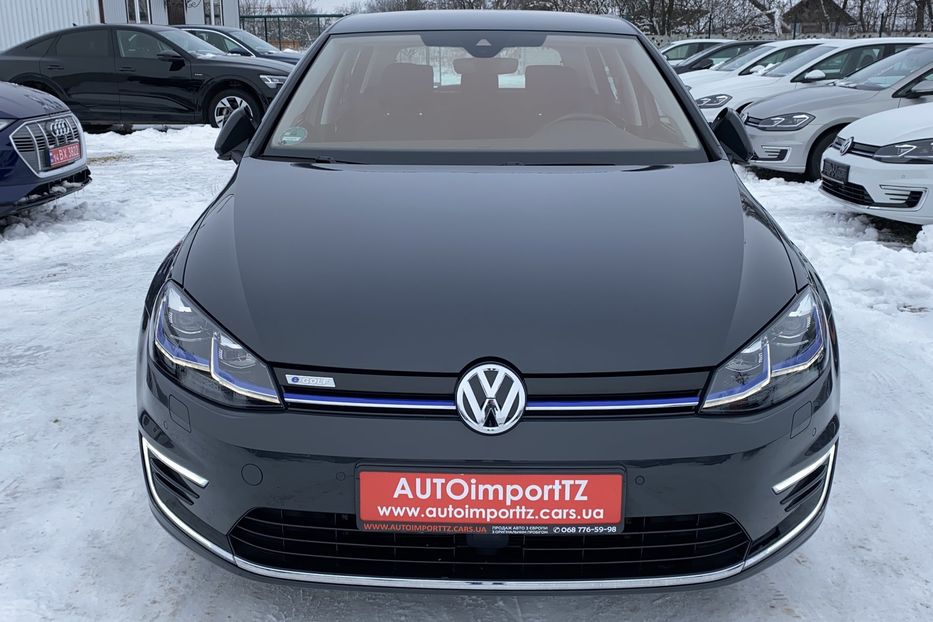 Продам Volkswagen e-Golf DYNAUDIO Virtual Cockpit 2020 года в Львове