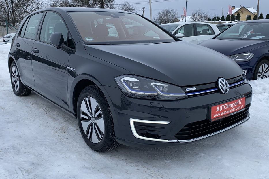 Продам Volkswagen e-Golf DYNAUDIO Virtual Cockpit 2020 года в Львове