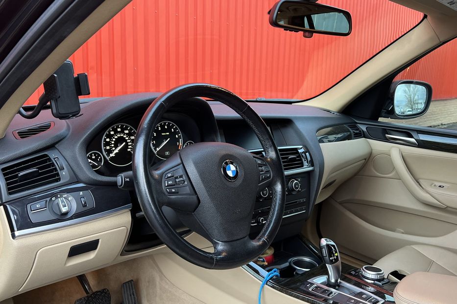 Продам BMW X3 2014 года в Одессе