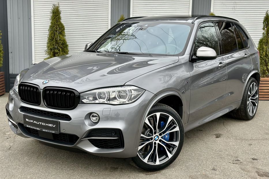 Продам BMW X5 M50D 2018 года в Киеве