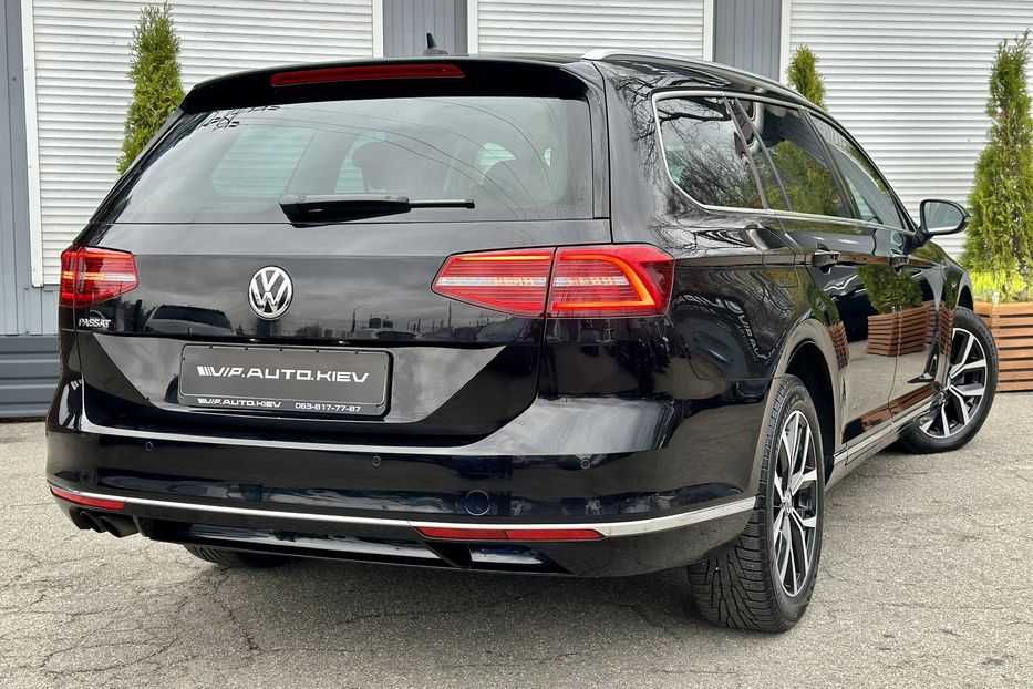 Продам Volkswagen Passat B8 Highline  2018 года в Киеве