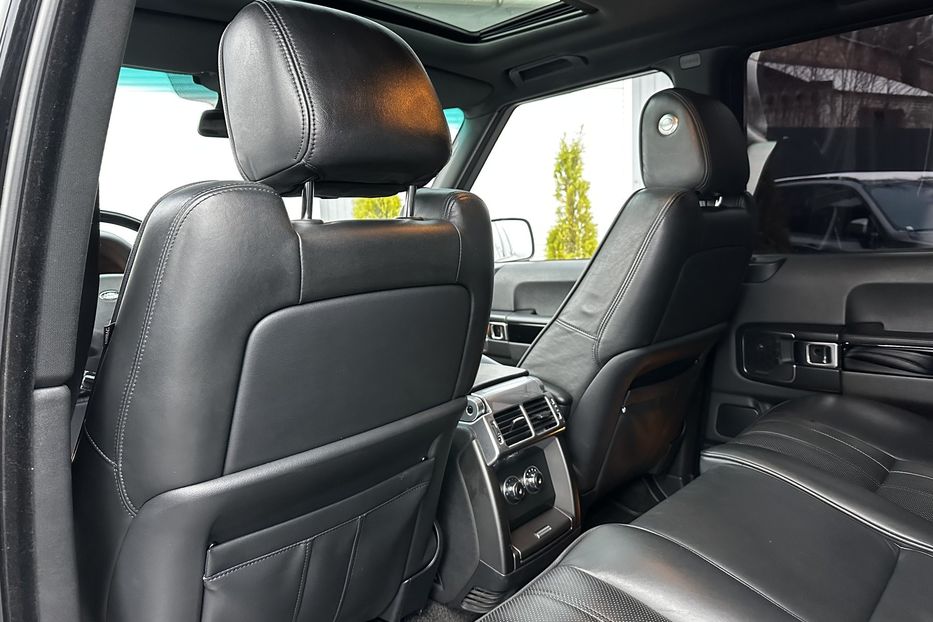 Продам Land Rover Range Rover Vogue  2011 года в Киеве