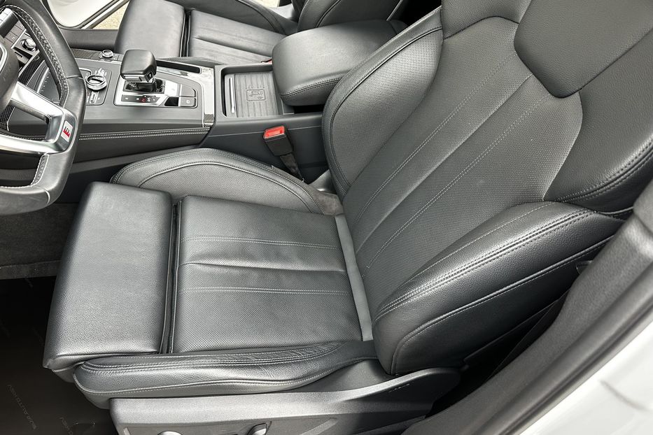 Продам Audi SQ SQ5 2019 года в Киеве