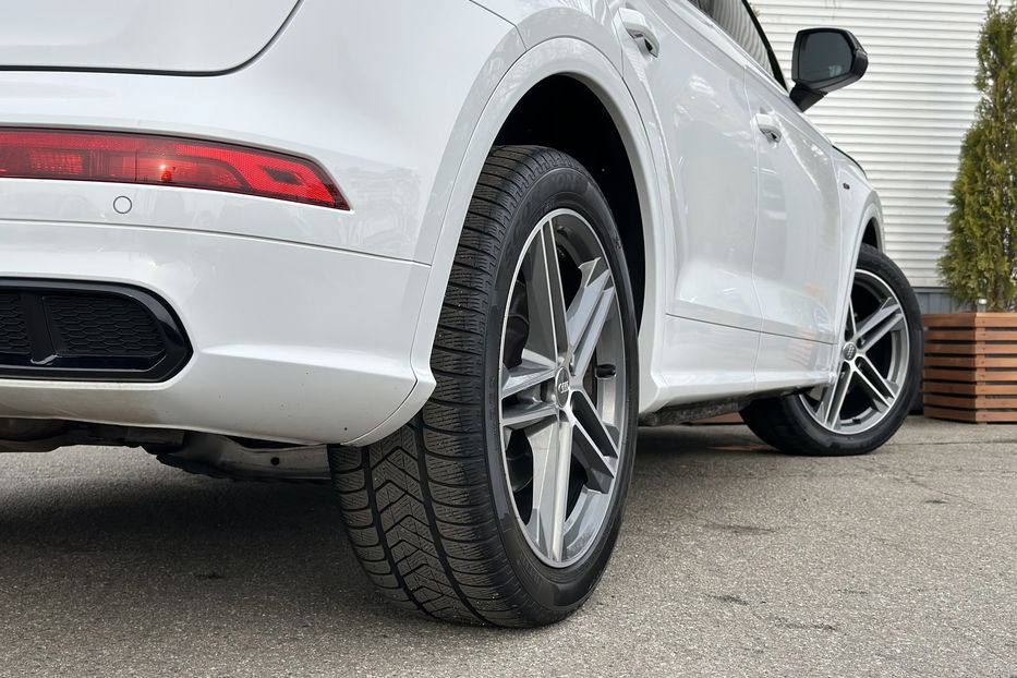 Продам Audi SQ SQ5 2019 года в Киеве