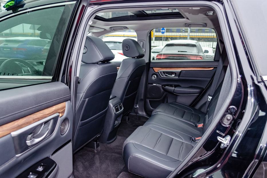Продам Honda CR-V Prestige AWD 2019 года в Киеве