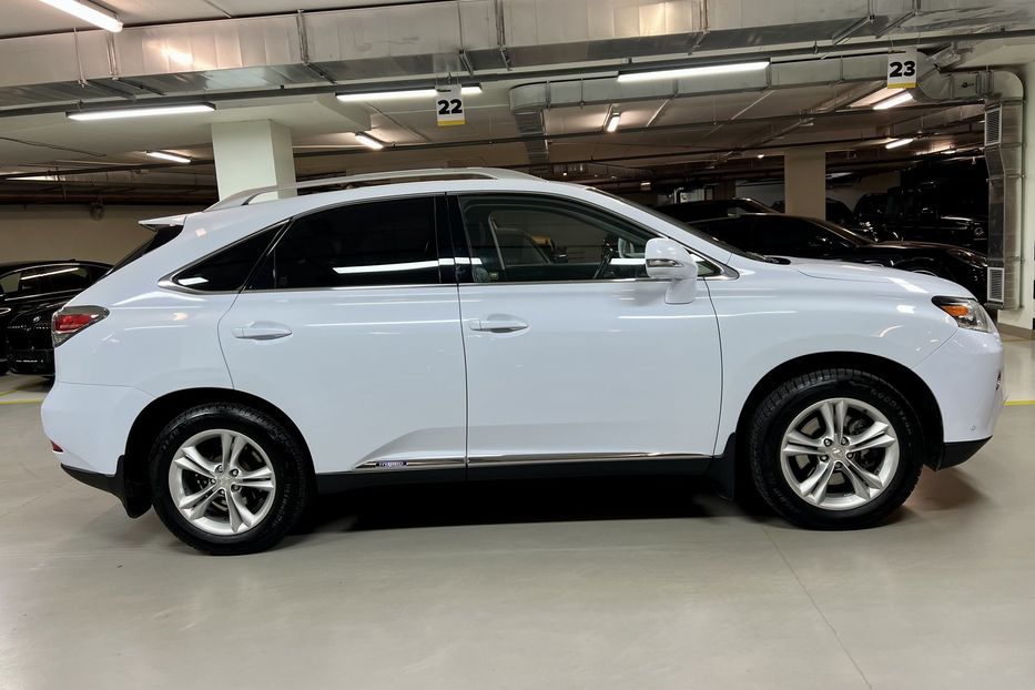 Продам Lexus RX 450 H 2013 года в Киеве