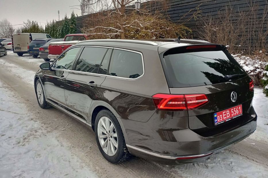 Продам Volkswagen Passat B8 Highline 110кВт 2017 года в Киеве