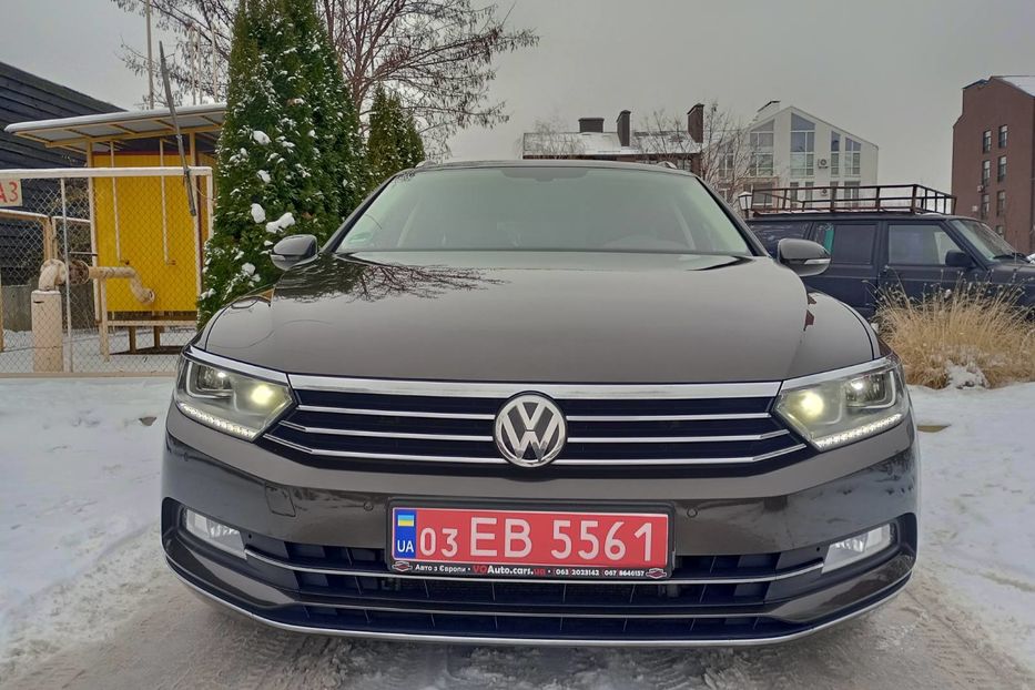 Продам Volkswagen Passat B8 Highline 110кВт 2017 года в Киеве